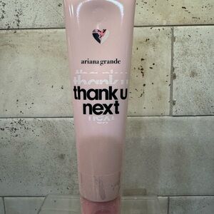💙2/$30 Ariana Grande Pink Skincare Moisturizer